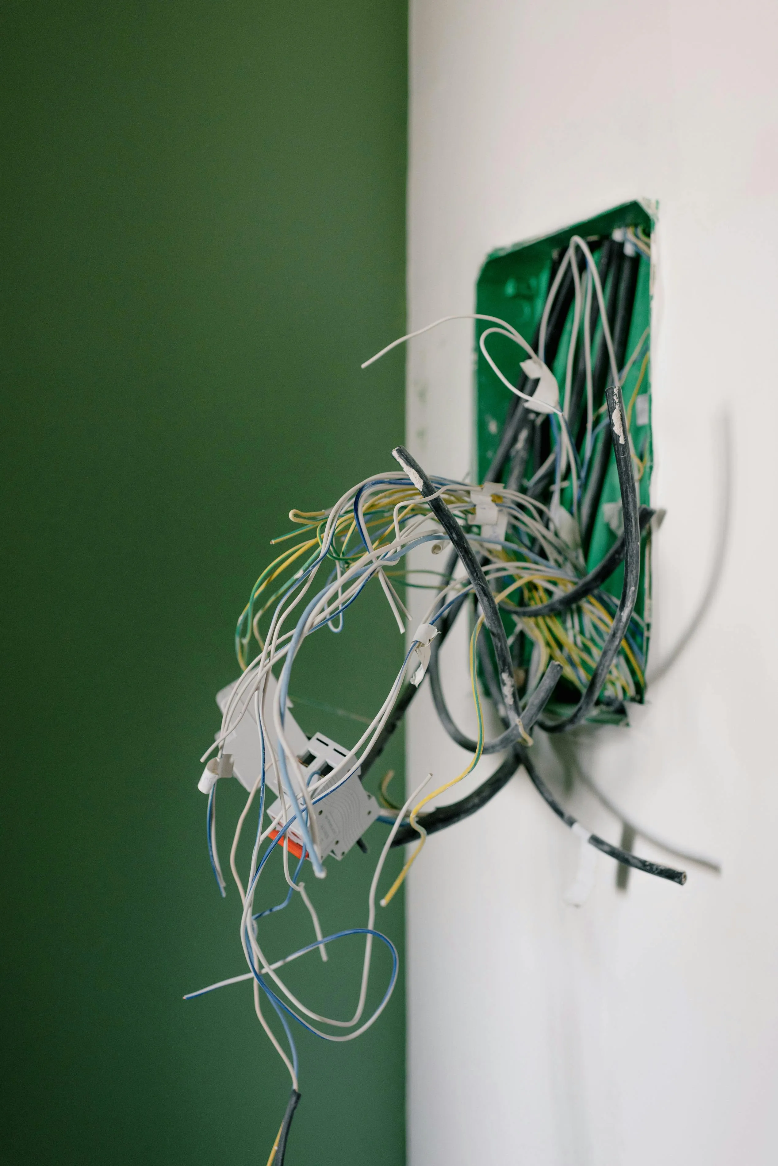 Electrical fault repairs in wiring and distribution panels in Tenerife Electrical fault in wiring repaired by an electrician in Tenerife